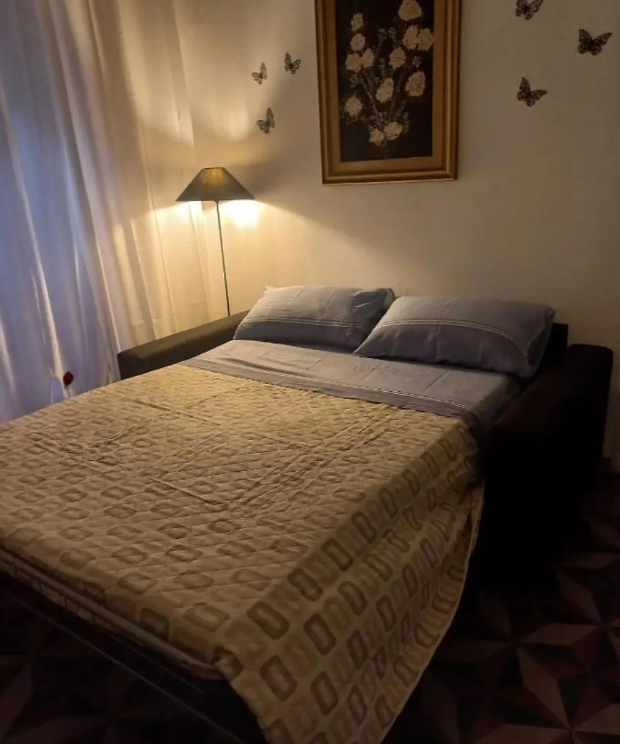 Apartment La Wandina Ad Un Passo Dal Centro Italy
